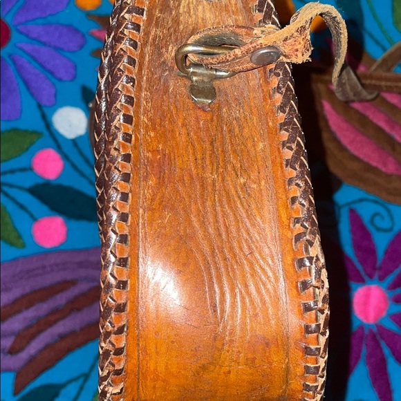 Vintage 1960’s leather hand tooled purse - Picture 3 of 4